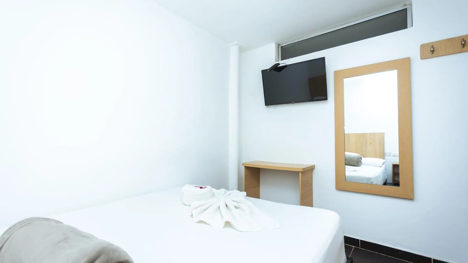Hotel Colores Boutique Medellin 4*,  Colombia