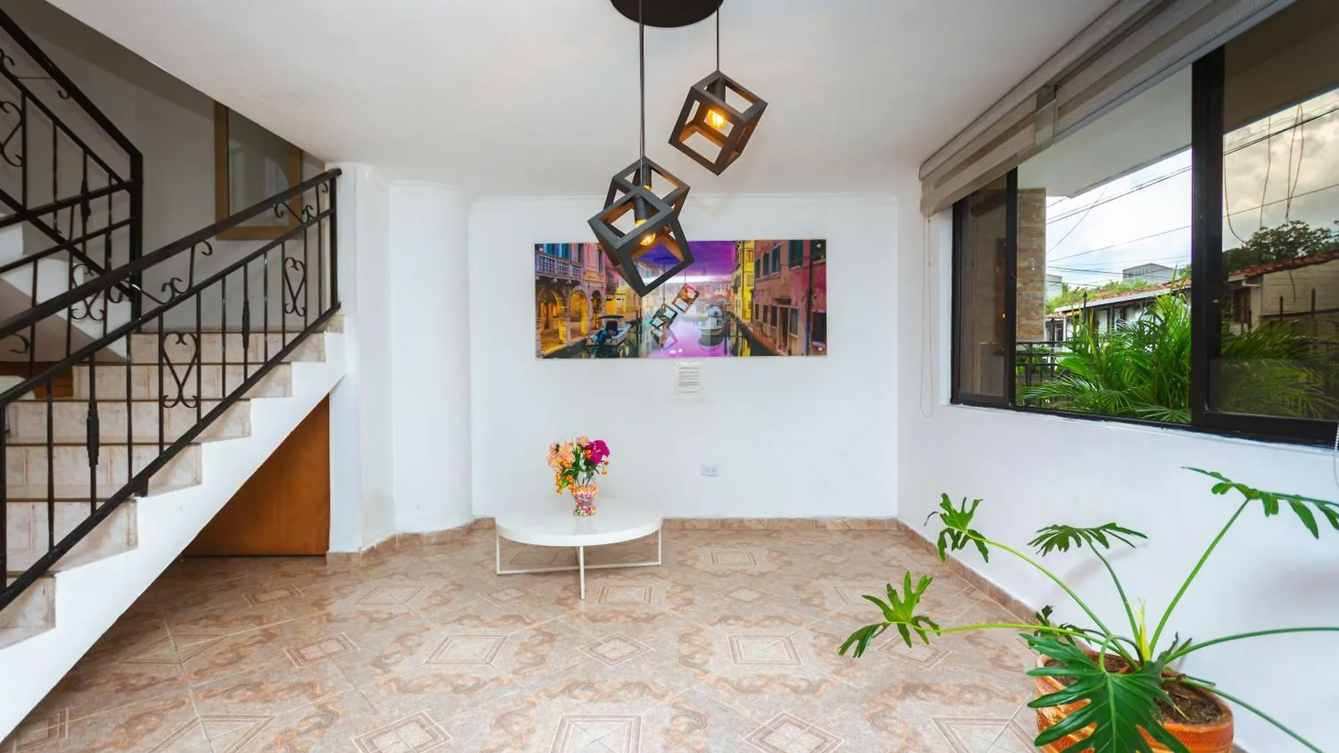 Hotel Colores Boutique 메딜린
