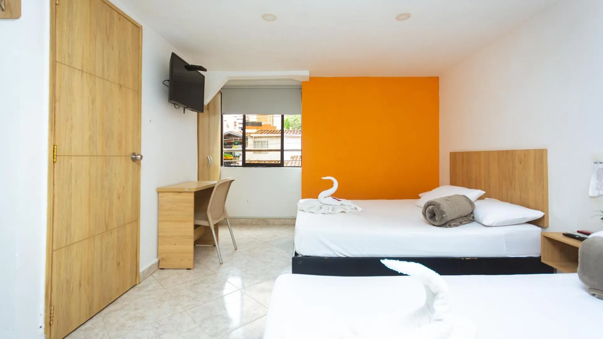 Hotel Colores Boutique 메딜린