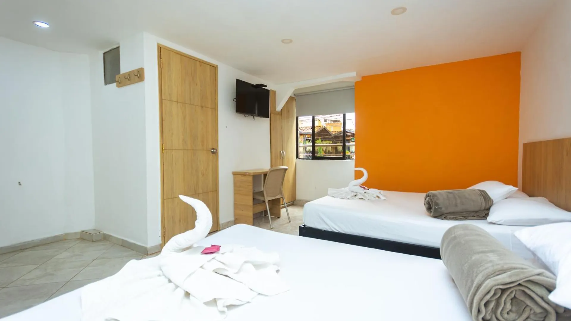 Hotel Colores Boutique 메딜린