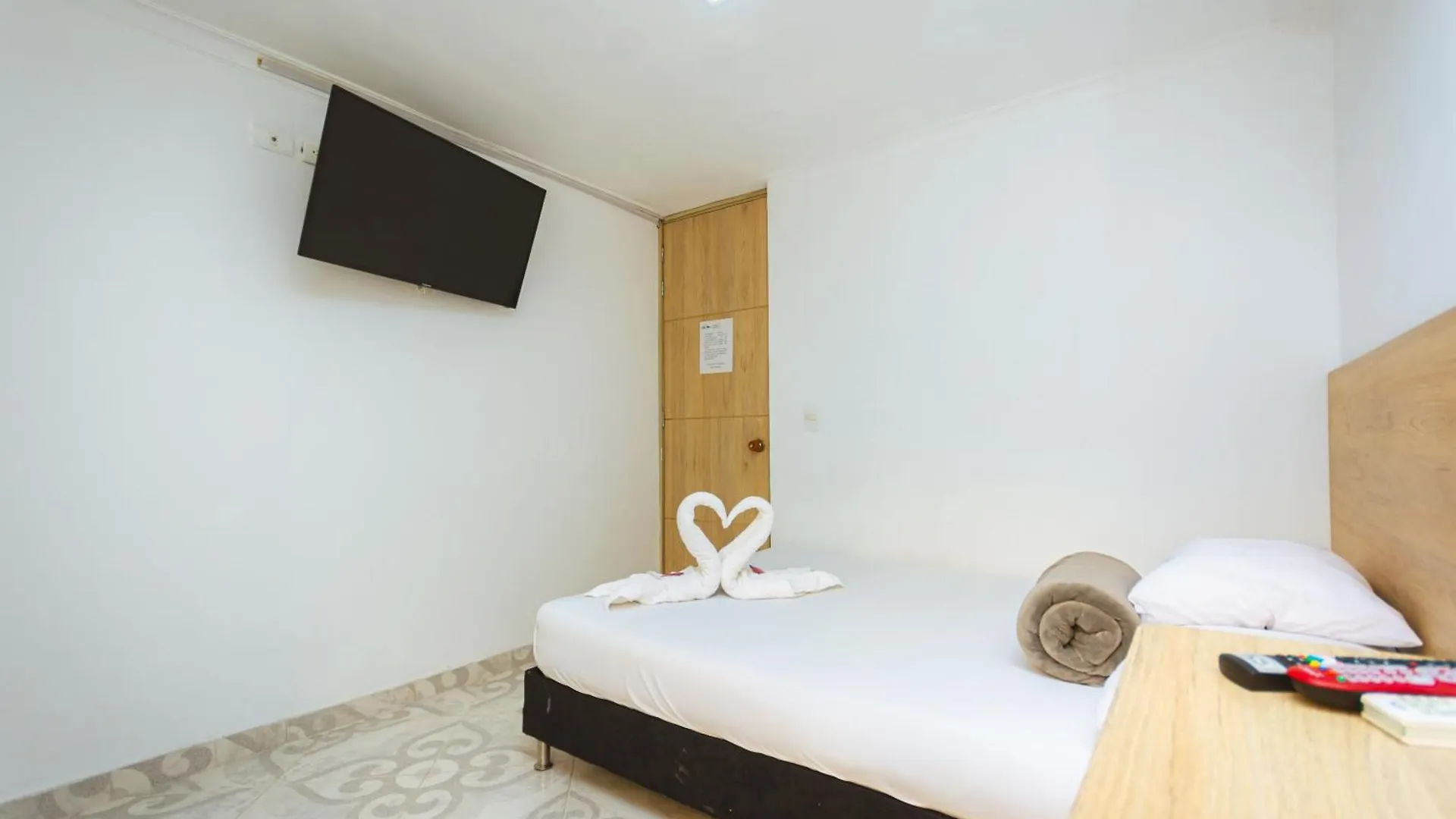 Hotel Colores Boutique 메딜린
