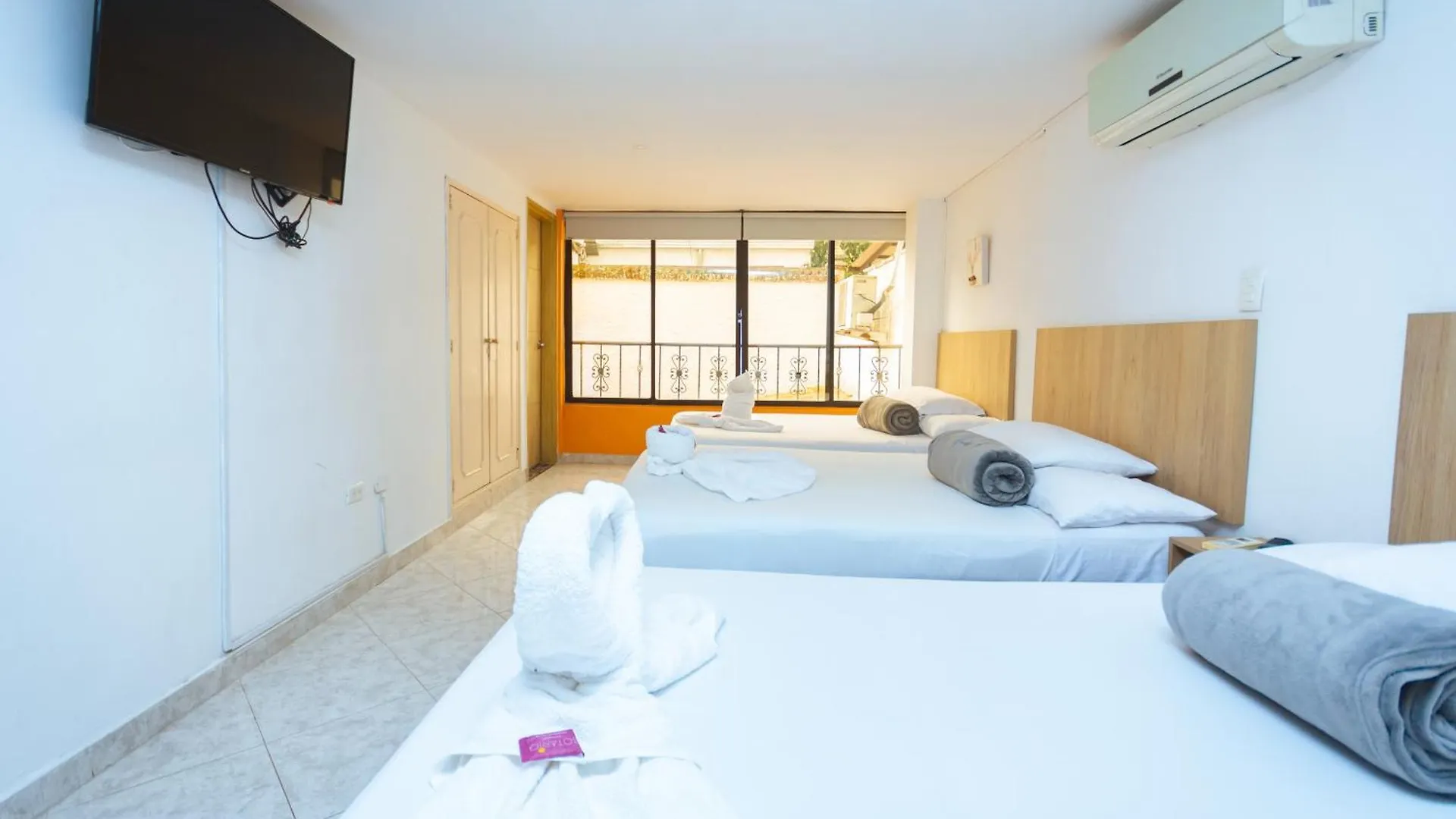 Hotel Colores Boutique 메딜린