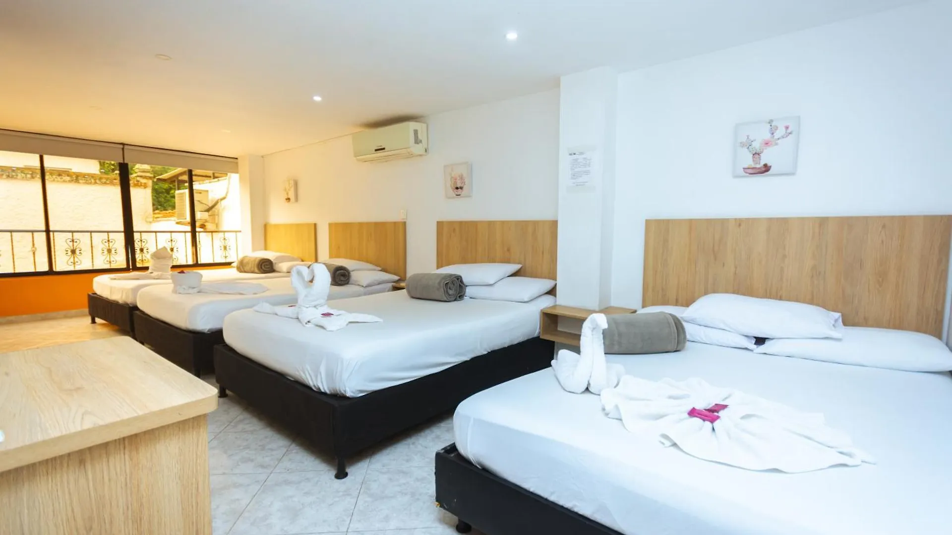 Hotel Colores Boutique 메딜린