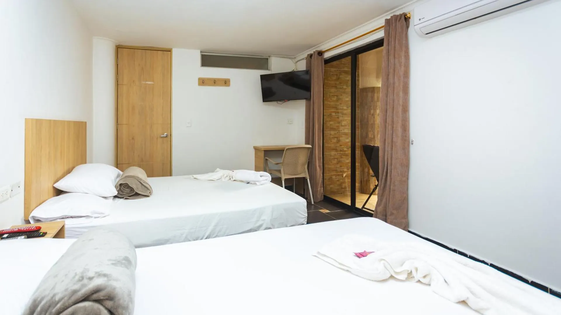 Hotel Colores Boutique 메딜린