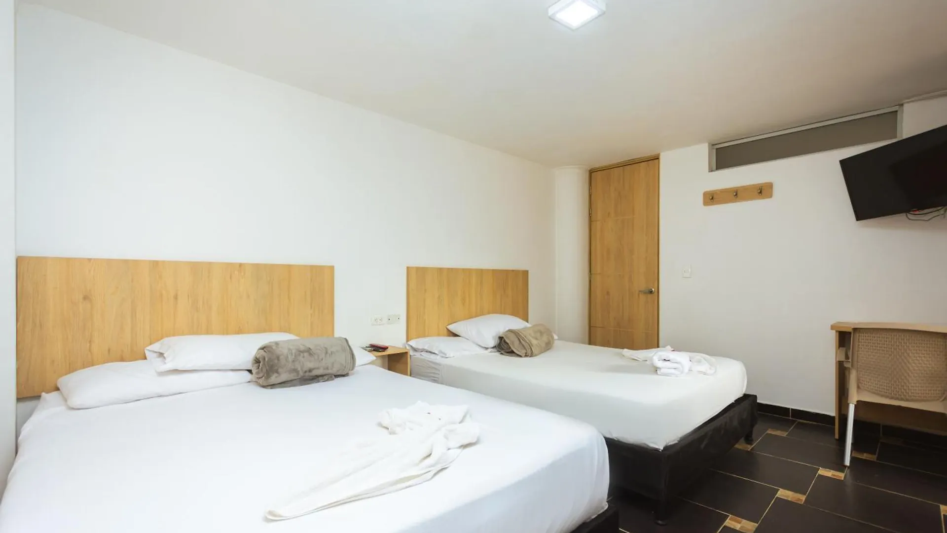 Hotel Colores Boutique 메딜린