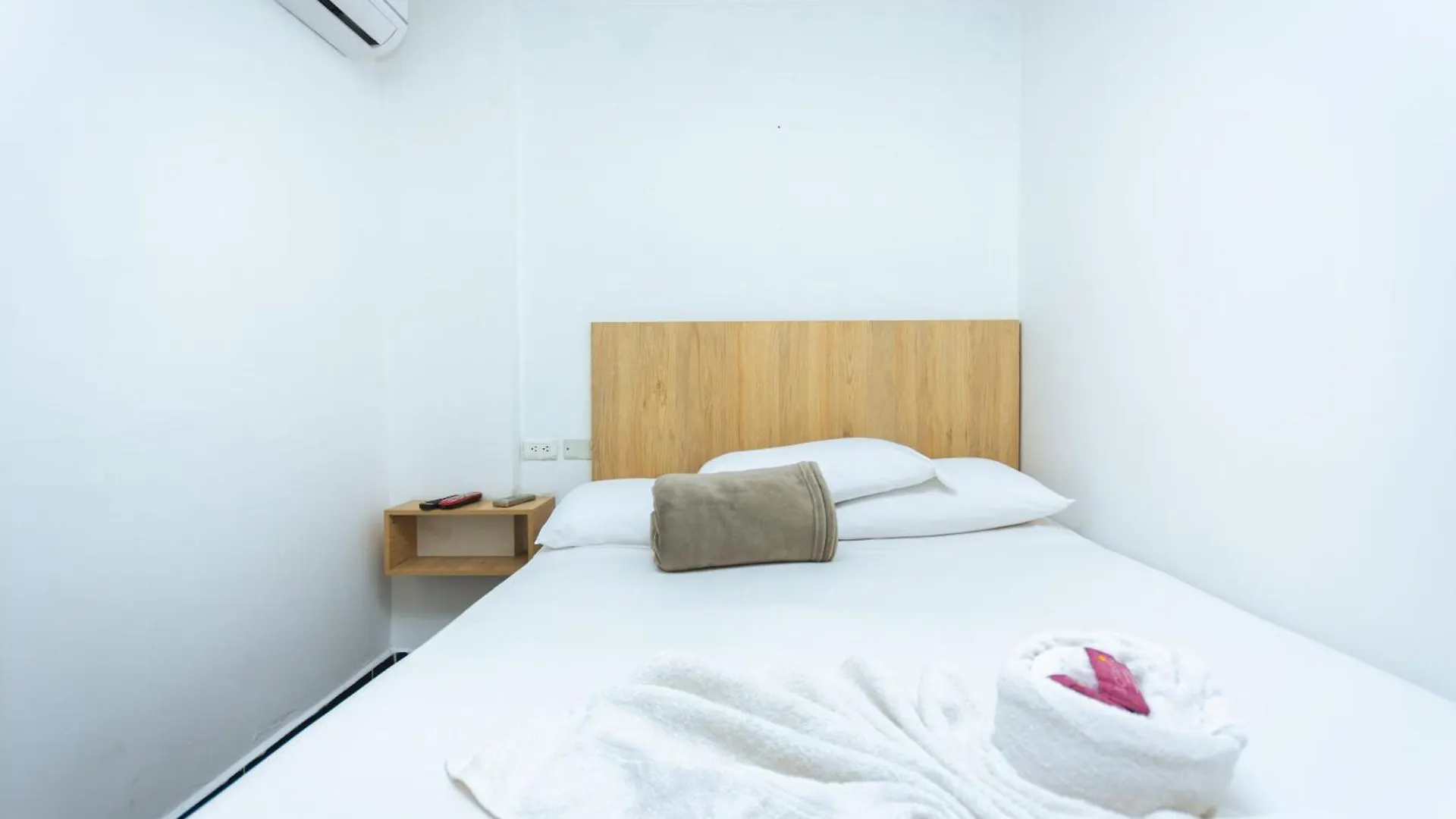 Hotel Colores Boutique 메딜린