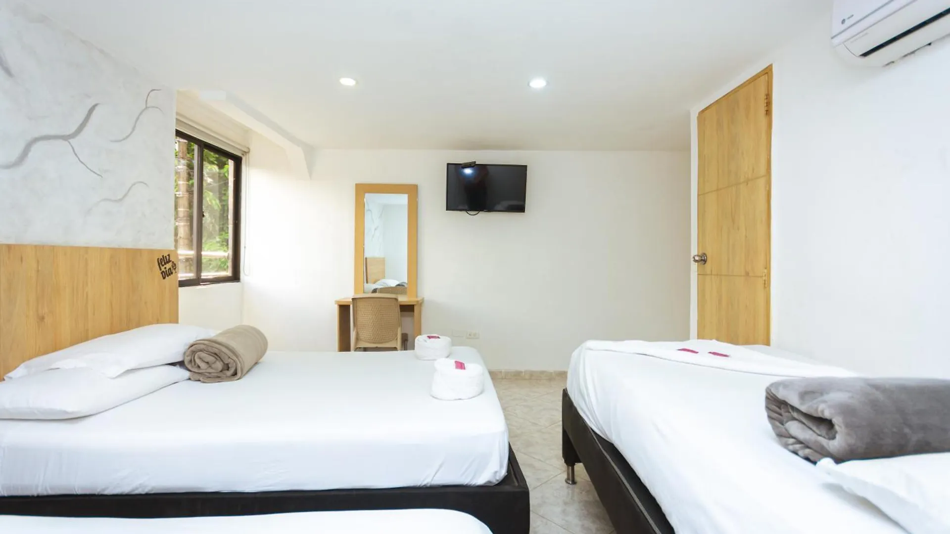 Hotel Colores Boutique 메딜린