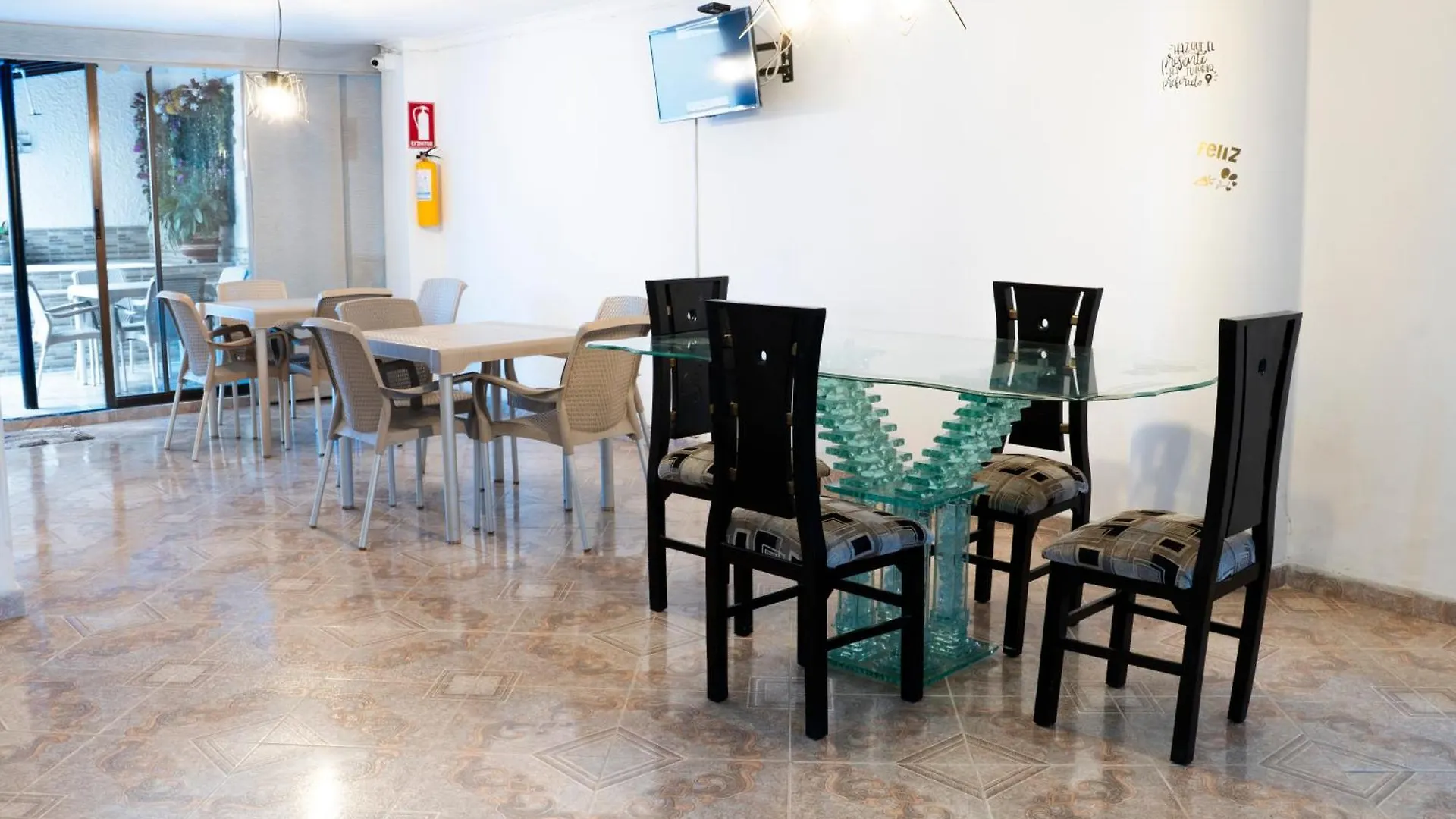 Hotel Colores Boutique 메딜린